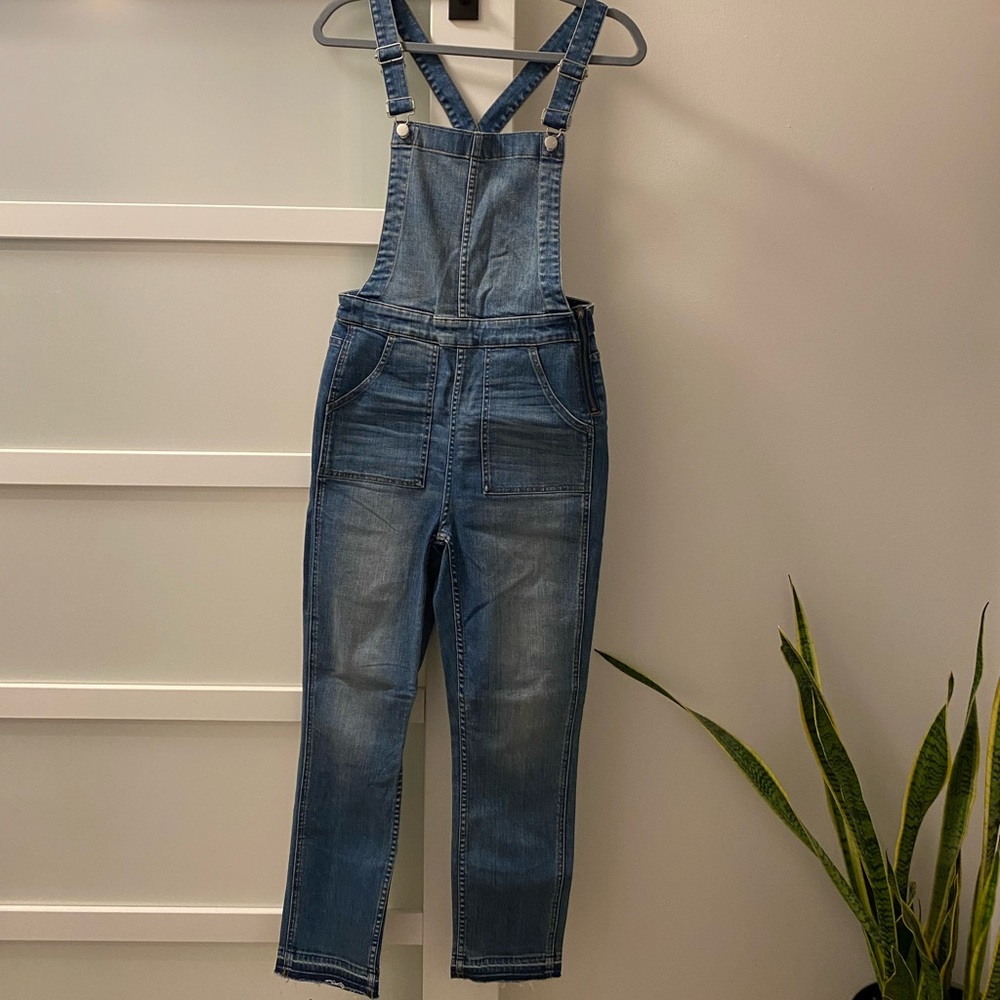 Madewell denim overalls size medium light denim worn once